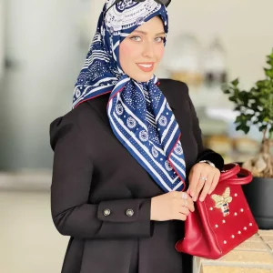 گیس بانو روسری ابریشم هرمس هفت رنگ