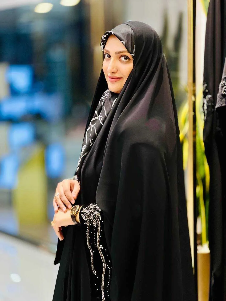 گیس بانو چادر ملکه