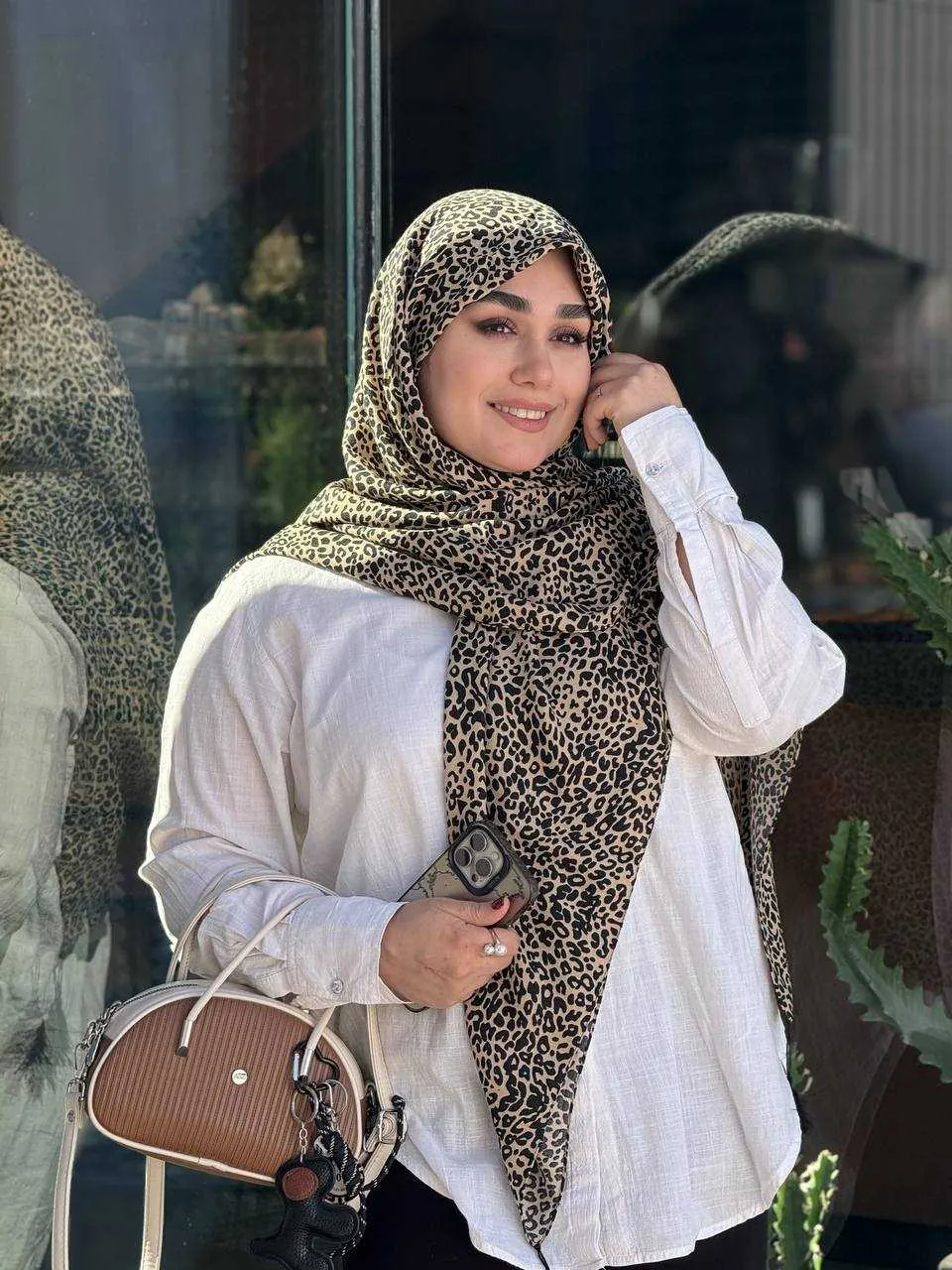 گیس بانو روسری پلنگی