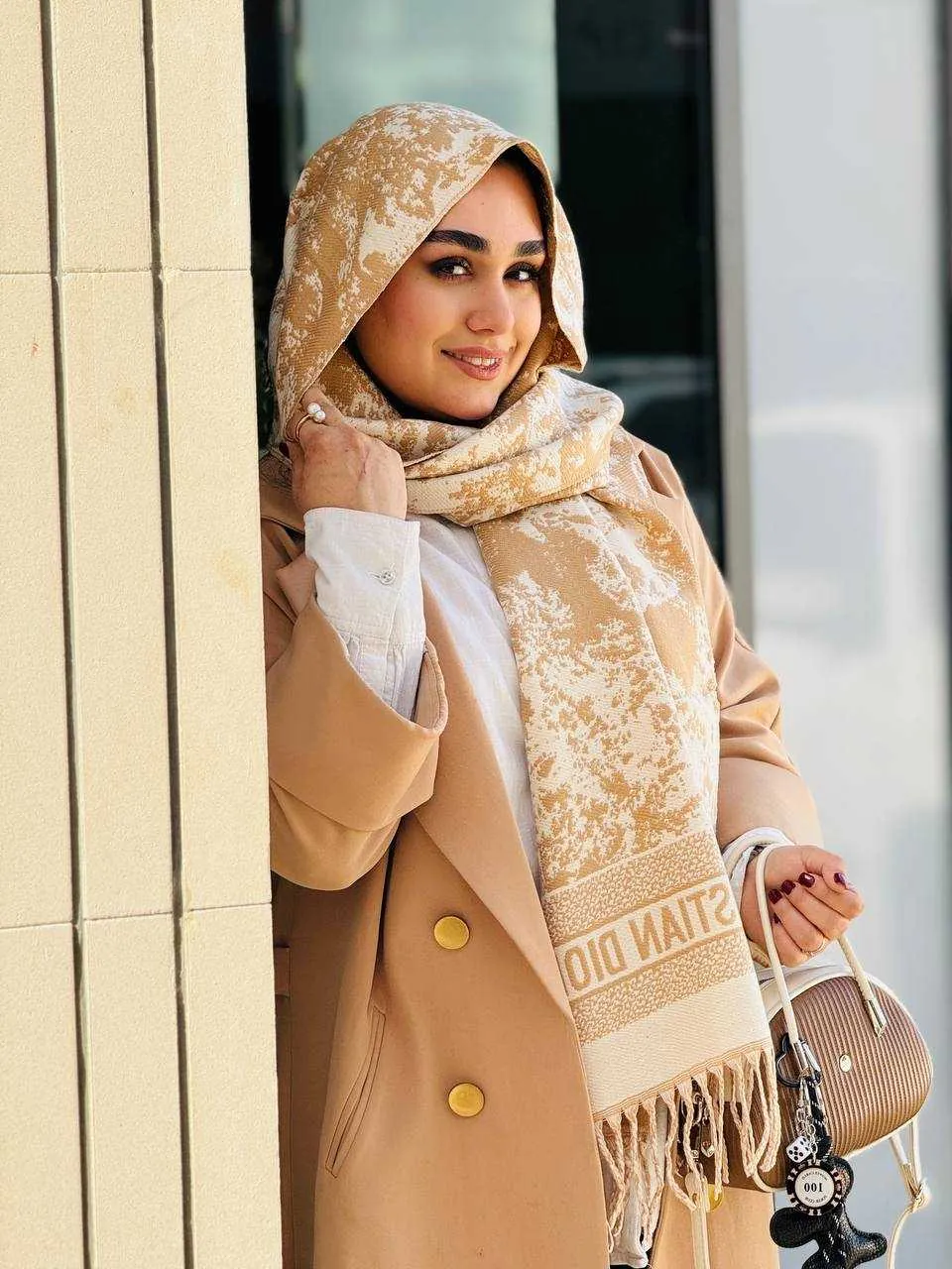 گیس بانو شال دیور جنگلی موهر
