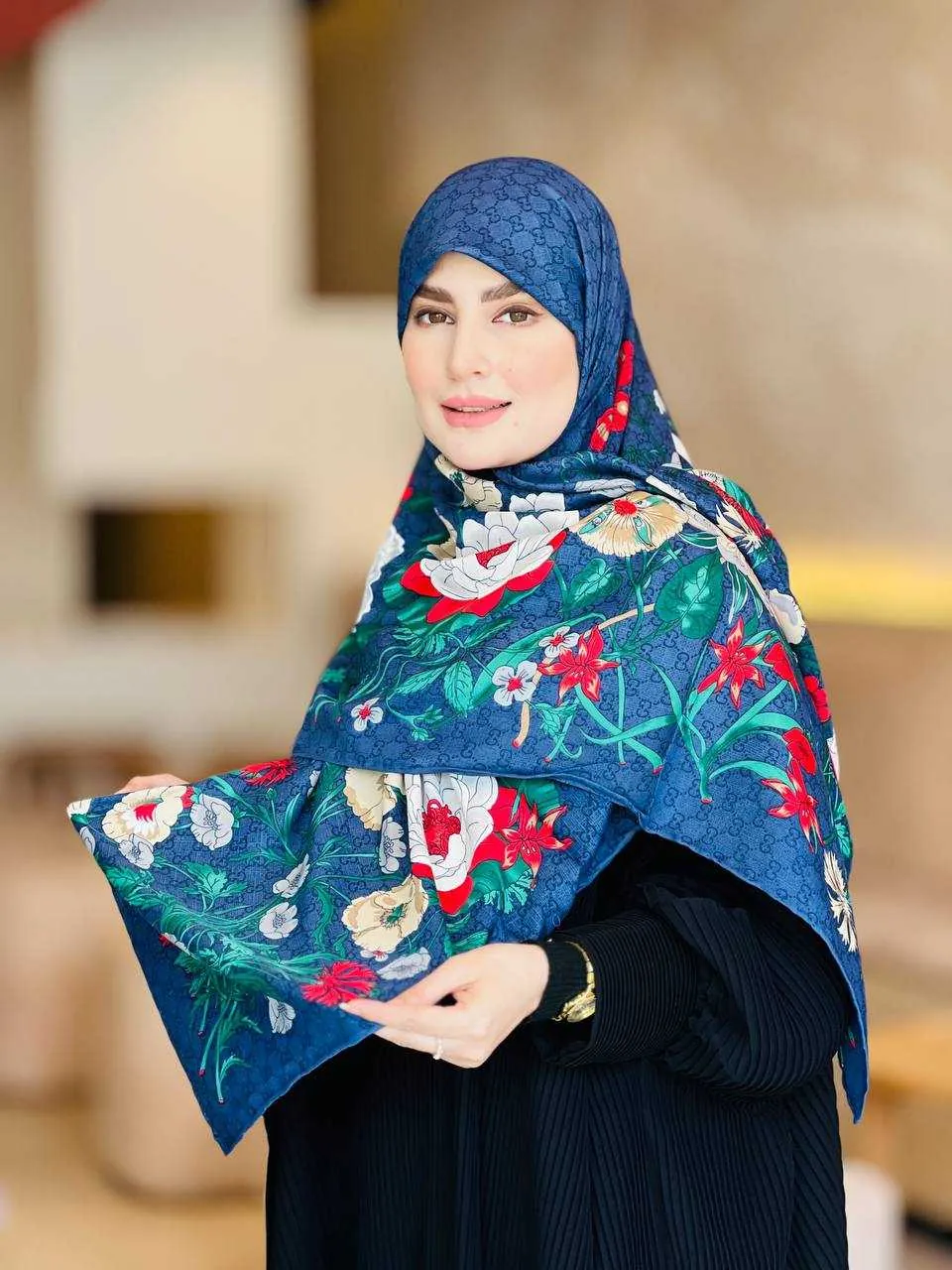 گیس بانو روسری ابریشم توییل گوچی گل